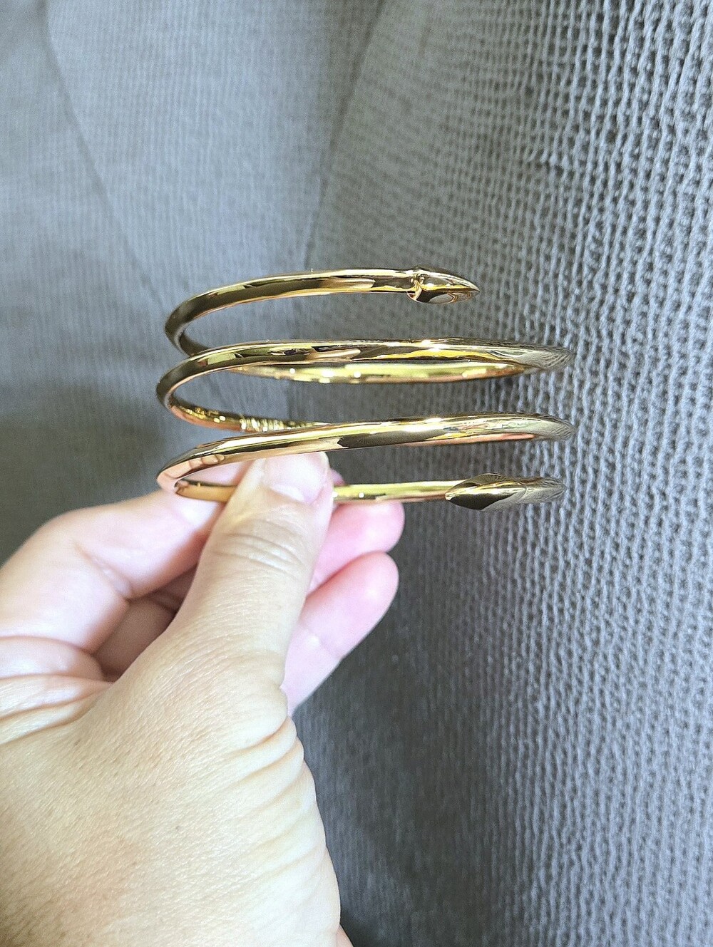 Rachel Zoe Gold💛 Wrap Around Bracelet - NWOT - Picture 13 of 14